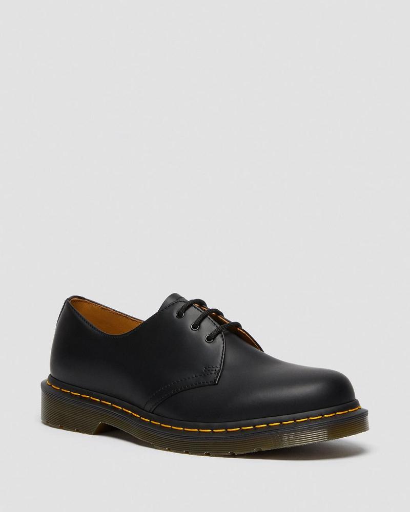 Black Men\'s Dr Martens 1461 Smooth Leather Oxfords Shoes | CA 604UZG